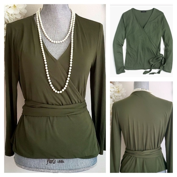 J. Crew Tops - ♻️J.CREW Wrap and tie top Green Versatile top .